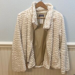 Patagonia Off-White Teddy Jacket